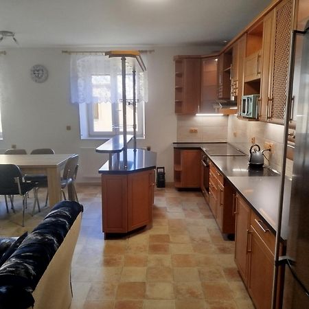 Česká Skalice Apartmany Pod Baruncinou Skolou מראה חיצוני תמונה